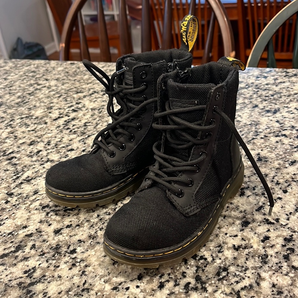 Dr. Martens Combs Poly Casual combat Boots black 8 eye unisex size 12